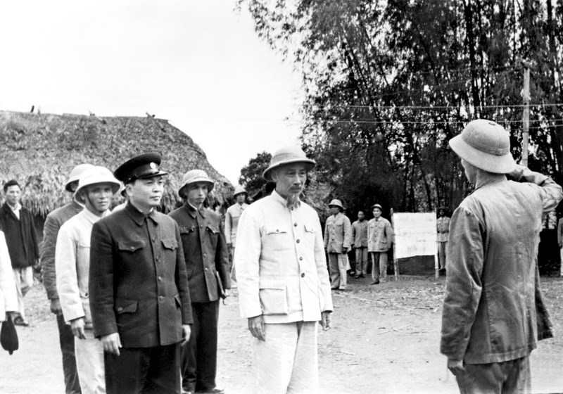TRIỂN LÃM ẢNH: